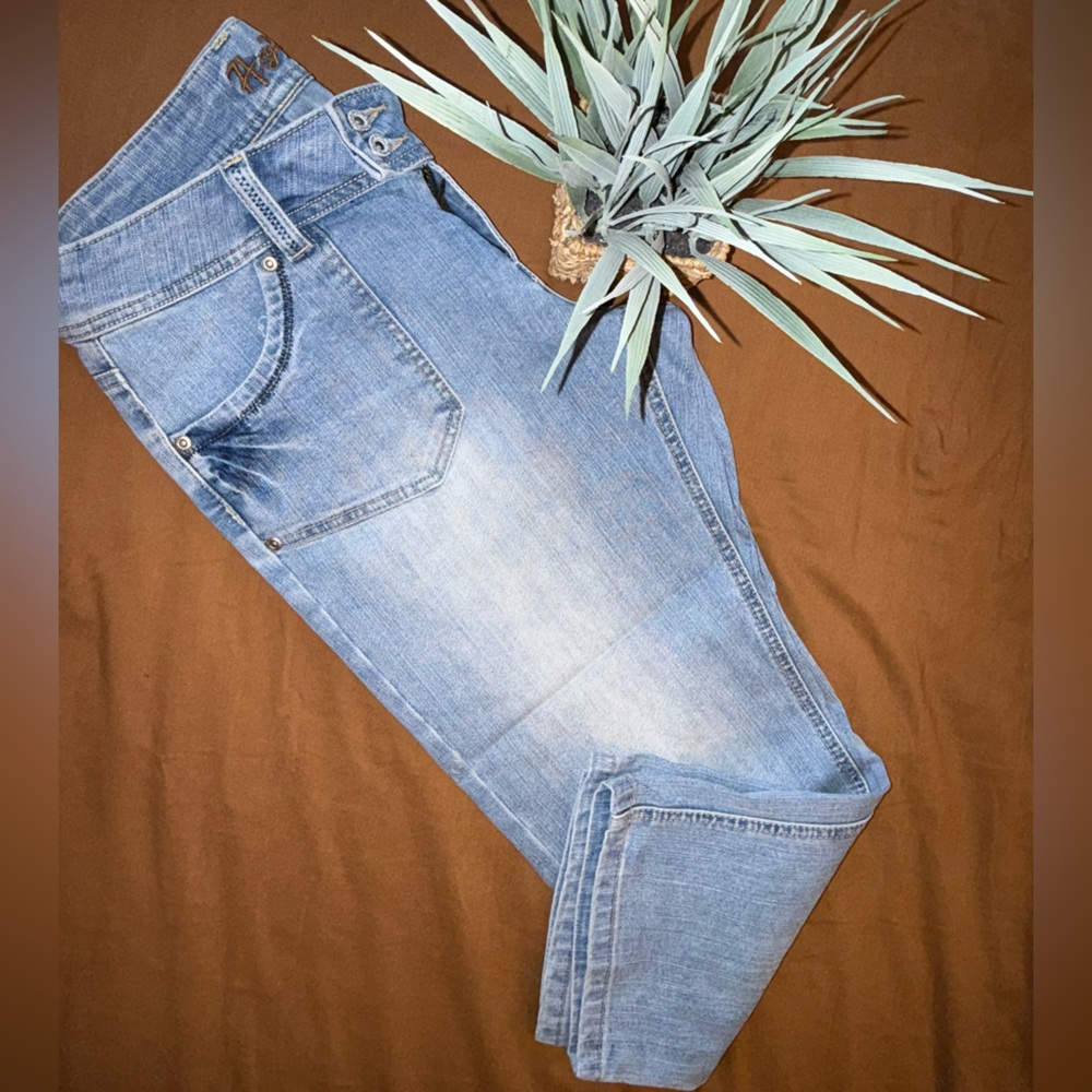 Cropped capri jeans